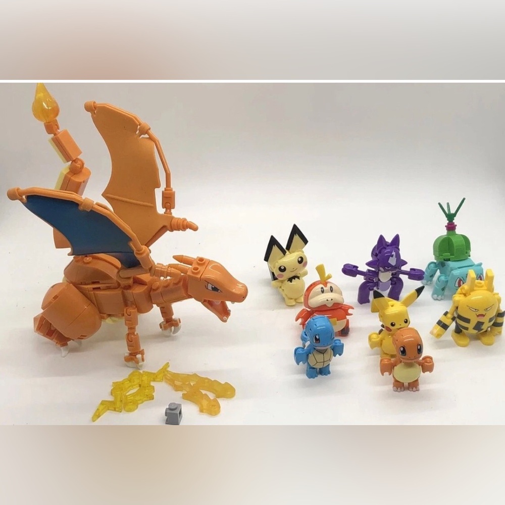 Mega Construx Pokemon Battle Figure Toy Lot of 9 Charizard Pikachu Fuecoco, More